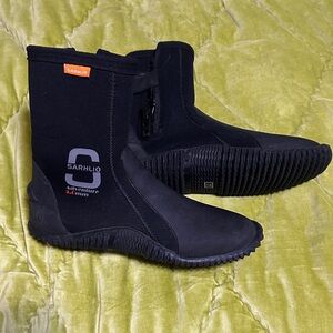 Sarhlo Black  Boots